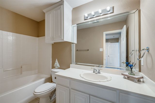 701 Parkhill Drive, Mansfield, TX 76063