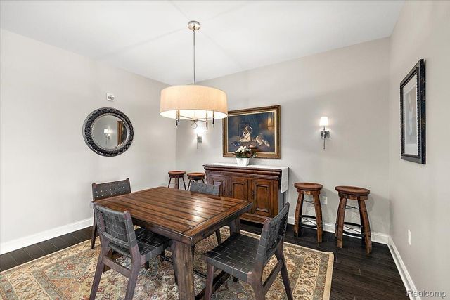 1009 S Washington Avenue S 3, Royal Oak, MI 48067