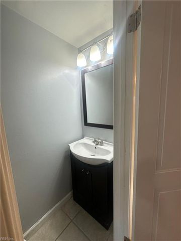 1273 Green Cedar LN, Virginia Beach, VA 23453