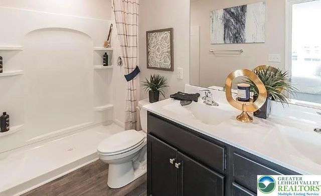 1158 Lova Lane, Allentown, PA 18103