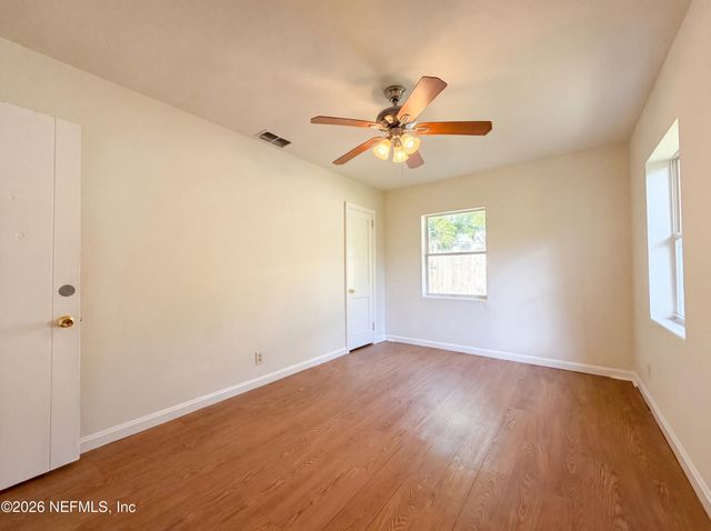 5105 BANSHEE Avenue, Jacksonville, FL 32244