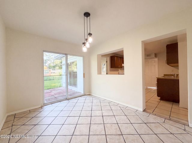 5105 BANSHEE Avenue, Jacksonville, FL 32244