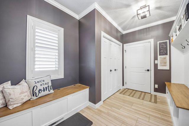 145 Ridgeview Drive, Valparaiso, IN 46385