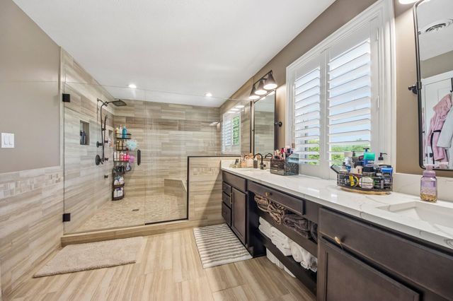 145 Ridgeview Drive, Valparaiso, IN 46385