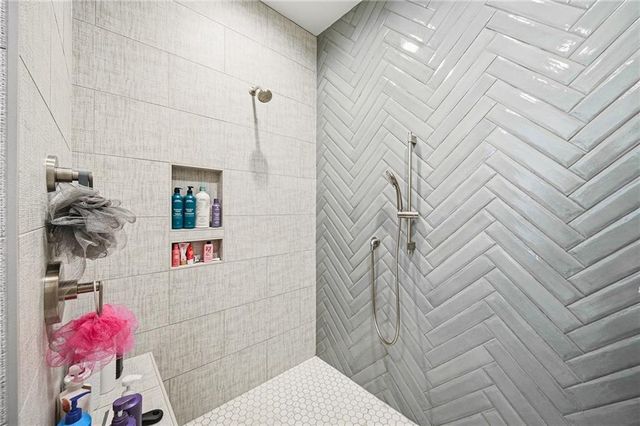 E16134 Hwy D, Fall Creek, WI 54742