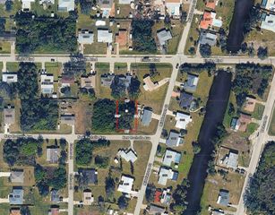 22400 NEW ROCHELLE AVENUE, Port Charlotte, FL 33952