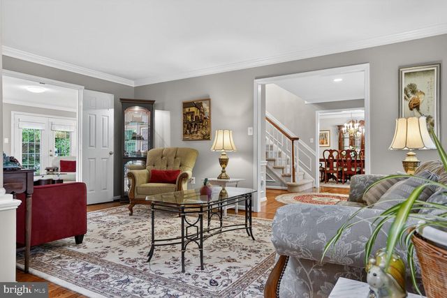 8844 SILVERLINE DR, Fairfax Station, VA 22039