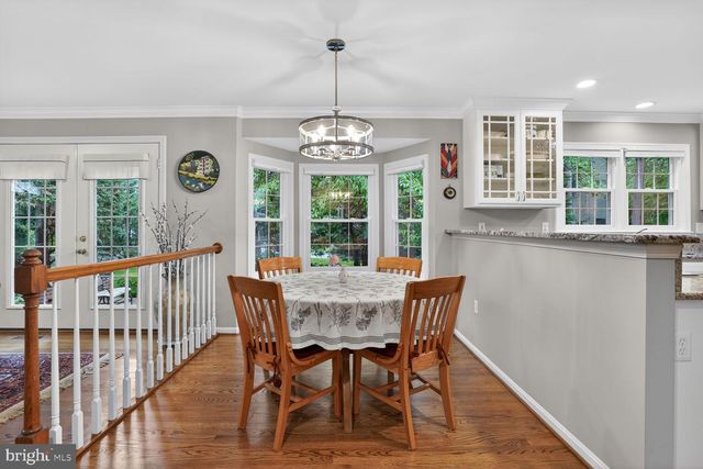 8844 SILVERLINE DR, Fairfax Station, VA 22039
