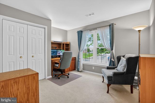 8844 SILVERLINE DR, Fairfax Station, VA 22039