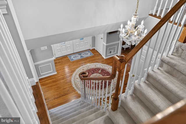 8844 SILVERLINE DR, Fairfax Station, VA 22039