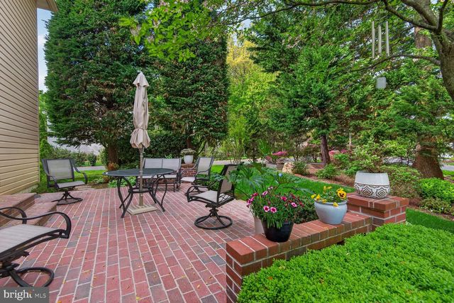 8844 SILVERLINE DR, Fairfax Station, VA 22039