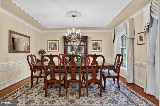 8844 SILVERLINE DR, Fairfax Station, VA 22039