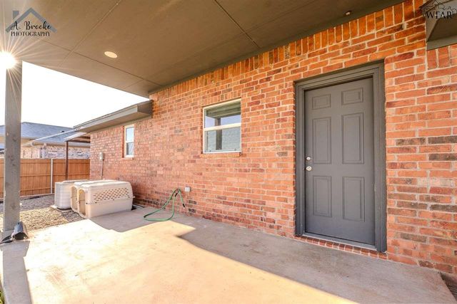 3252 NORTHWEST DRIVE, Wichita Falls, TX 76306