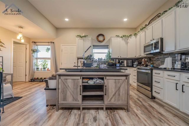 3252 NORTHWEST DRIVE, Wichita Falls, TX 76306