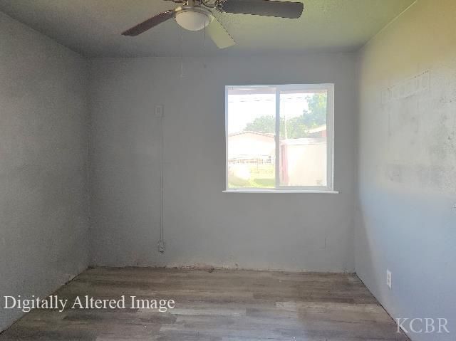 22136 Fairfax Avenue, Lemoore, CA 93245