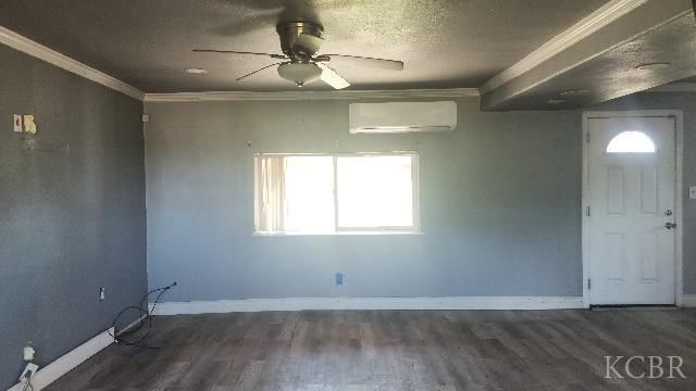 22136 Fairfax Avenue, Lemoore, CA 93245