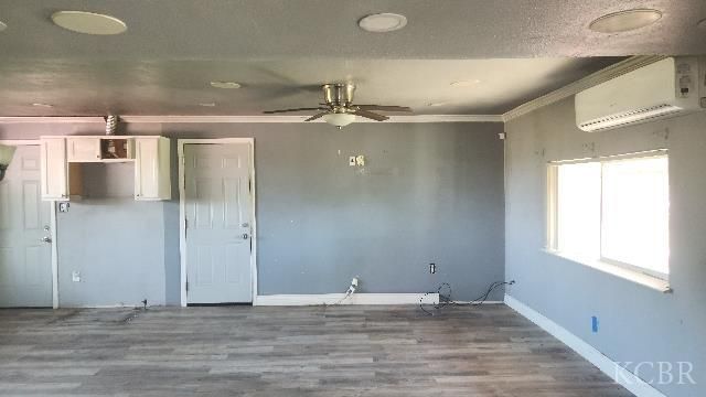 22136 Fairfax Avenue, Lemoore, CA 93245