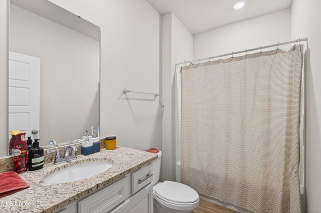 5735 Overland Drive, Biloxi, MS 39532