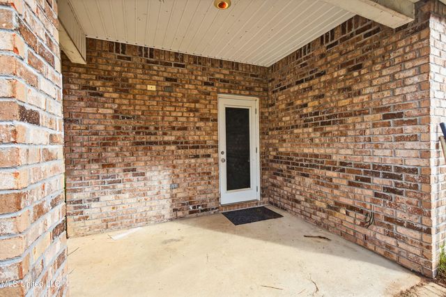 5735 Overland Drive, Biloxi, MS 39532