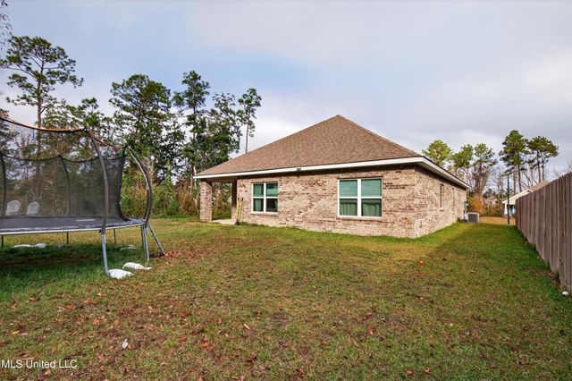5735 Overland Drive, Biloxi, MS 39532