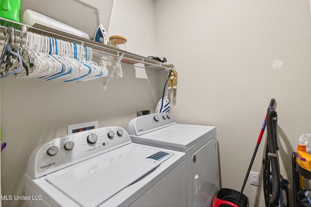 5735 Overland Drive, Biloxi, MS 39532