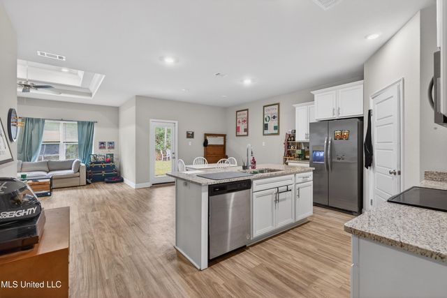 5735 Overland Drive, Biloxi, MS 39532