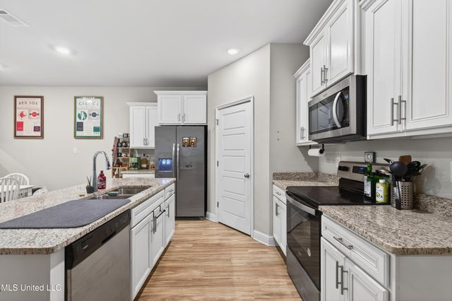 5735 Overland Drive, Biloxi, MS 39532