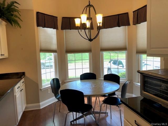 170 Larry Lane, Dix Hills, NY 11746