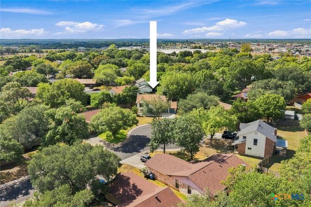 310 Park Village Lane, Seguin, TX 78155