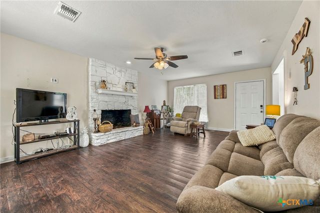 310 Park Village Lane, Seguin, TX 78155