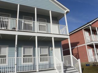 2425 Esplanade Street, B, Ocean Springs, MS 39564