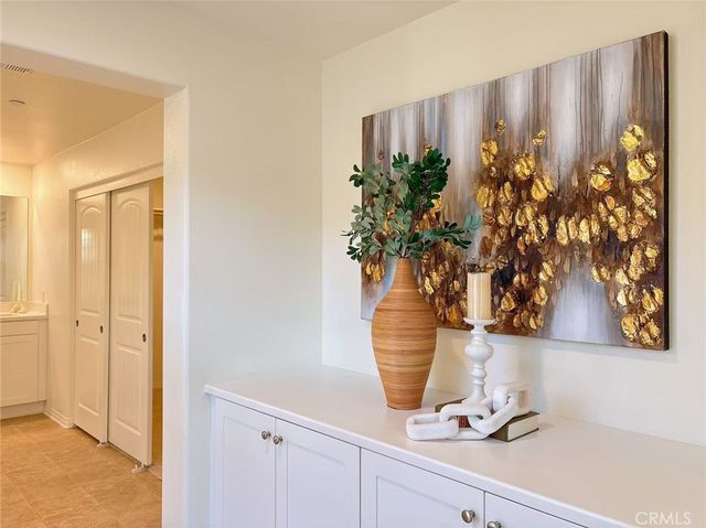 5993 Sendero, Eastvale, CA 92880