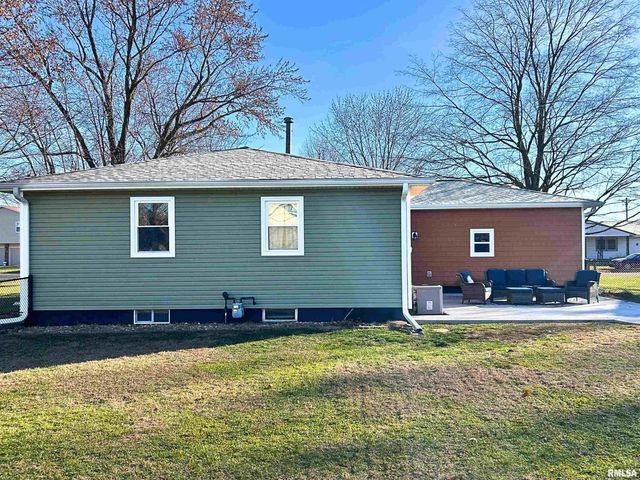 102 AMBER Lane, Geneseo, IL 61254