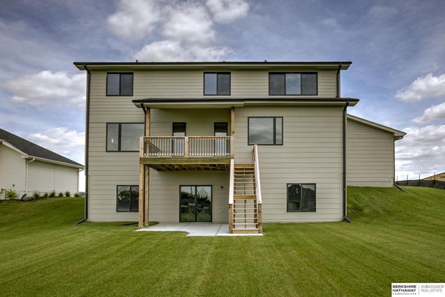 20119 U Street, Omaha, NE 68135