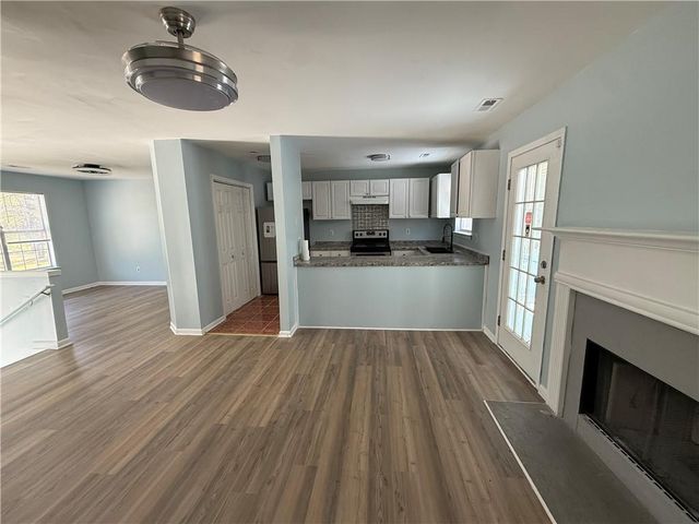 5683 Isleworth Way, Atlanta, GA 30349