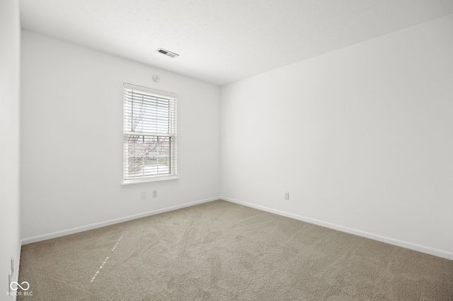 10877 Washington Bay Drive, Fishers, IN 46037