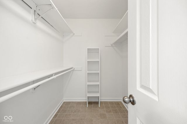 10877 Washington Bay Drive, Fishers, IN 46037