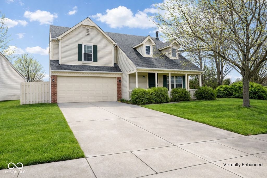 10877 Washington Bay Drive, Fishers, IN 46037