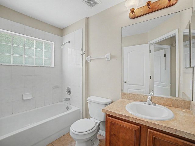 5828 WRENWATER DRIVE, Lithia, FL 33547