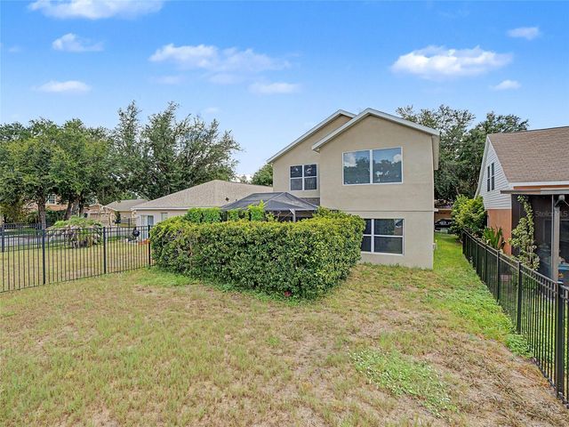 5828 WRENWATER DRIVE, Lithia, FL 33547