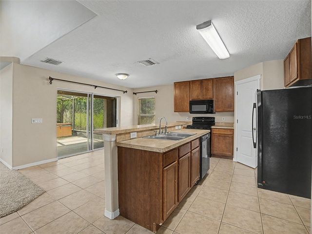 5828 WRENWATER DRIVE, Lithia, FL 33547