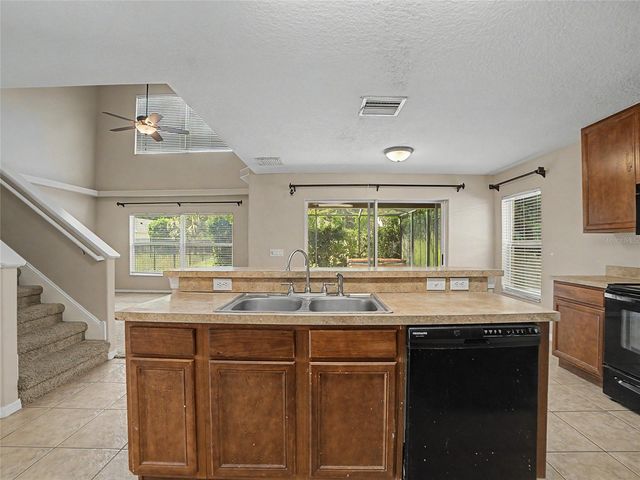 5828 WRENWATER DRIVE, Lithia, FL 33547