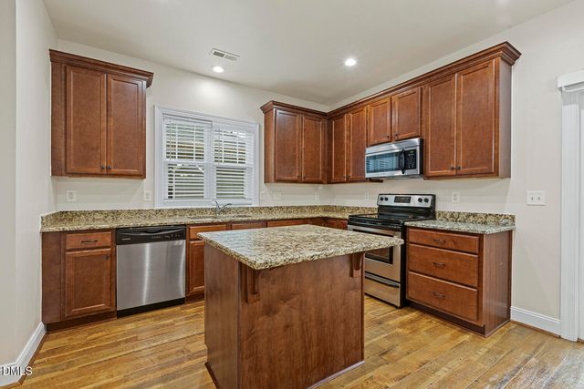 639 Ashe Lake Way, Fuquay Varina, NC 27526