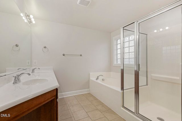 639 Ashe Lake Way, Fuquay Varina, NC 27526