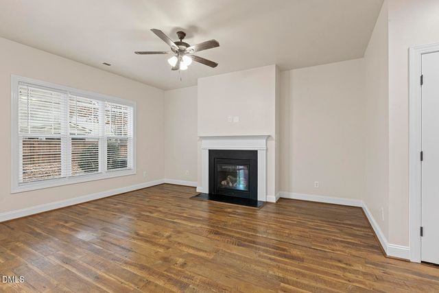639 Ashe Lake Way, Fuquay Varina, NC 27526