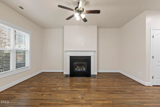 639 Ashe Lake Way, Fuquay Varina, NC 27526