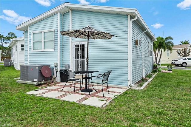 4751 Lafayette LN W, Estero, FL 33928