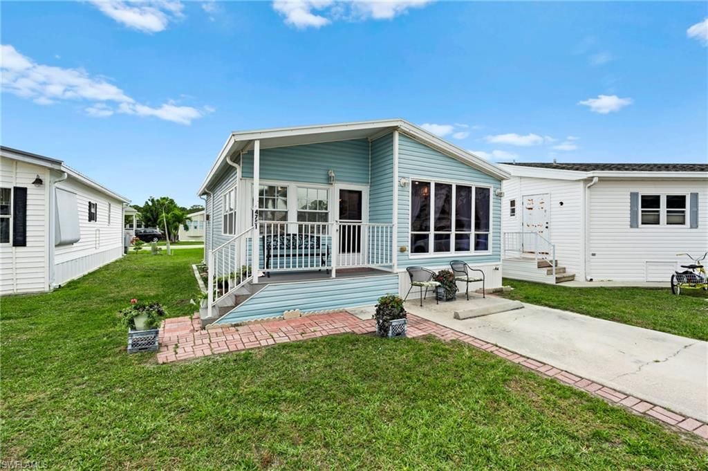 4751 Lafayette LN W, Estero, FL 33928