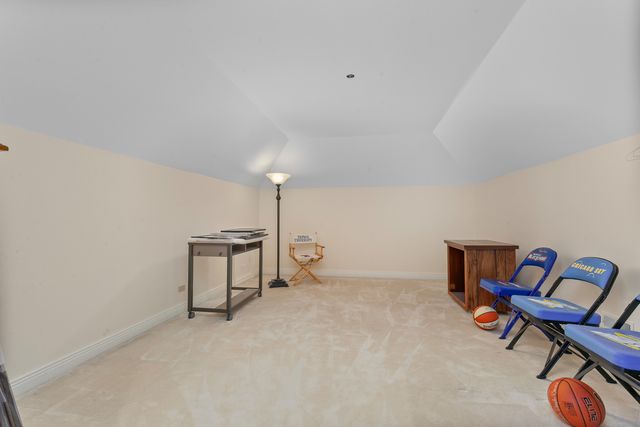 1741 Stanford Court, Lake Forest, IL 60045