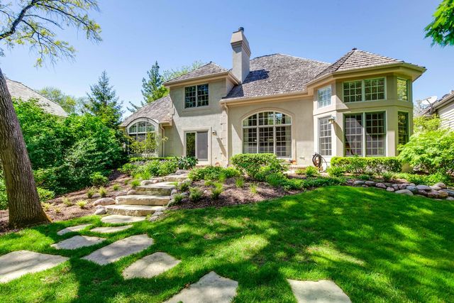 1741 Stanford Court, Lake Forest, IL 60045